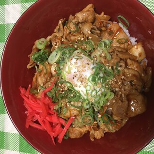 男の豚キムチ丼